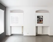 Ansicht der Ausstellung Strukturen des Fließens